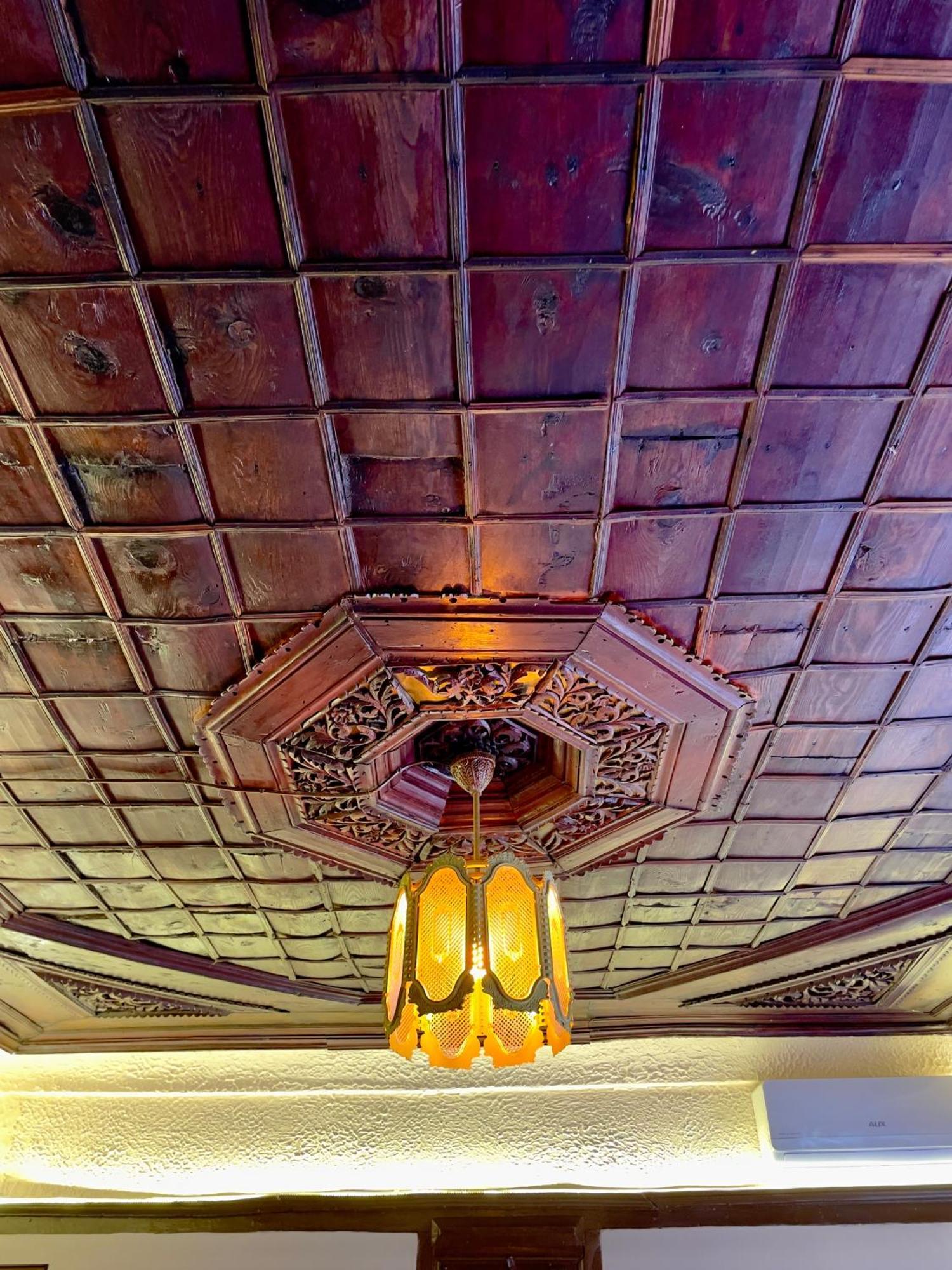 Restaurant & Guest House Semani Μπεράτ Εξωτερικό φωτογραφία