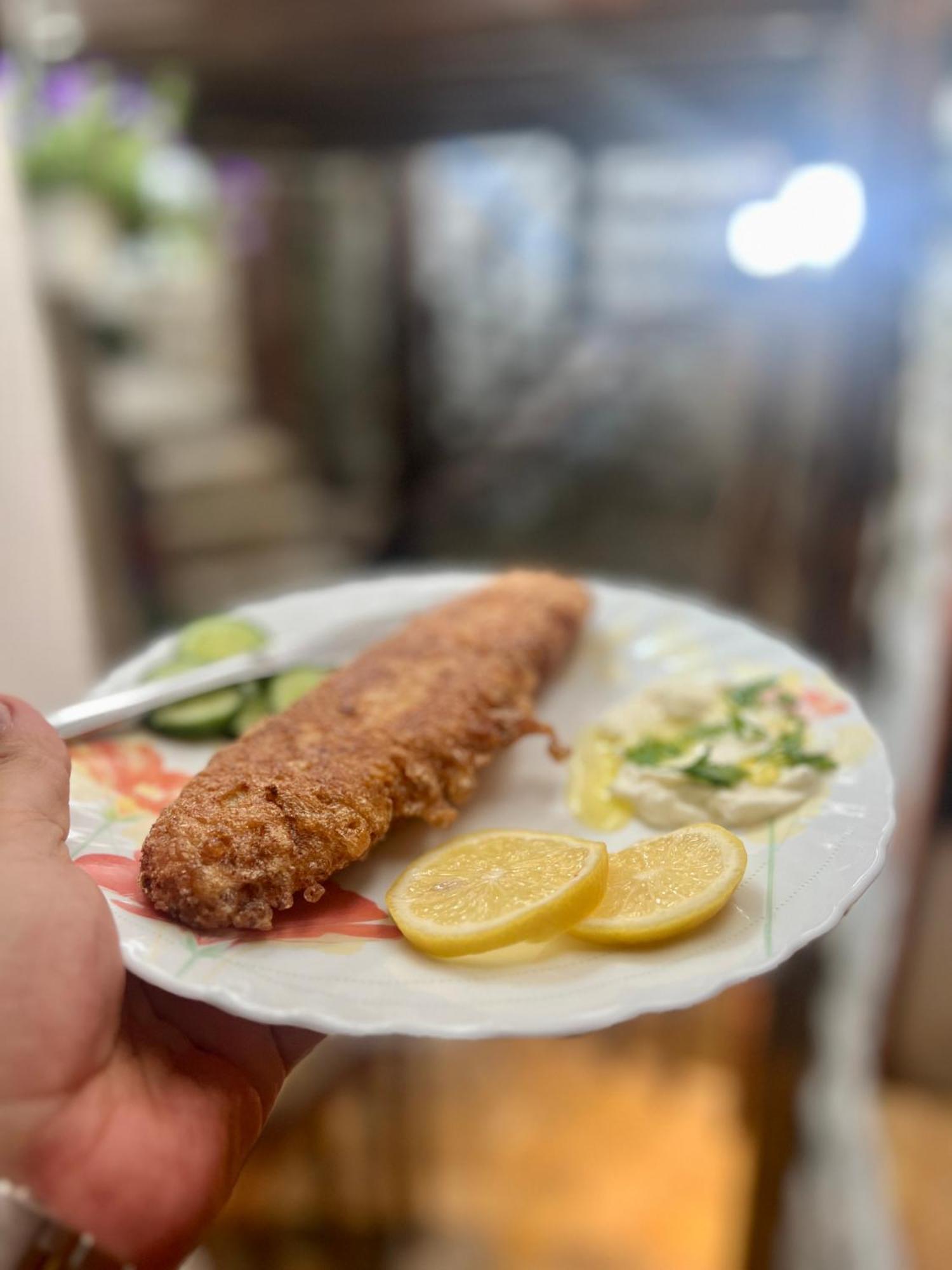 Restaurant & Guest House Semani Μπεράτ Εξωτερικό φωτογραφία
