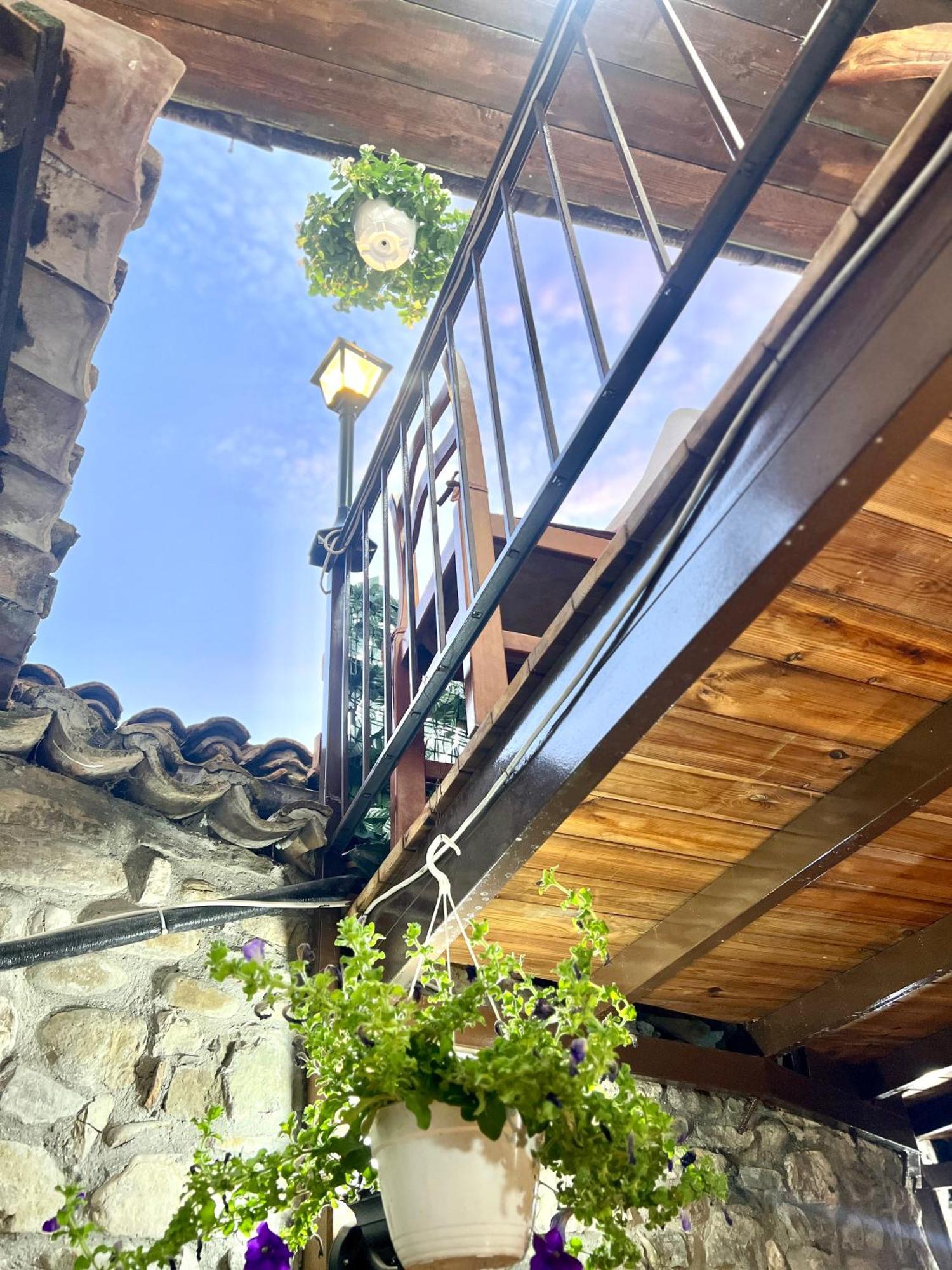 Restaurant & Guest House Semani Μπεράτ Εξωτερικό φωτογραφία